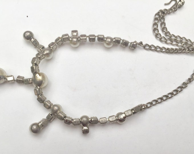 Rhinestone Pearl Necklace -Silver metal - Wedding Bride