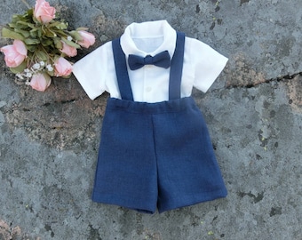 Ring bearer outfit navy. Linen ring bearer suit. Boys suspender outfit.Toddler boys linen suit. Wedding party outfit. Boys special occasion.