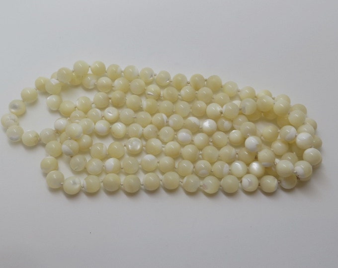 Mother of Pearl Flapper Necklace, Vintage Mermaid Pearls, MOP Beads, 45 Inch Strand