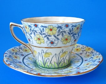 Rosina Bone China Teacup and Saucer Made in England Floral Teacup Yellow White Teacup Rosina Tea Cup And Saucer Vintage Teacup Tea Party