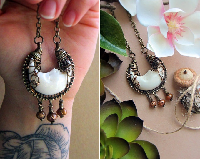Necklace "La Luna" with carved bone crescent pendant paired with 3 golden pearls. Custom chain length.