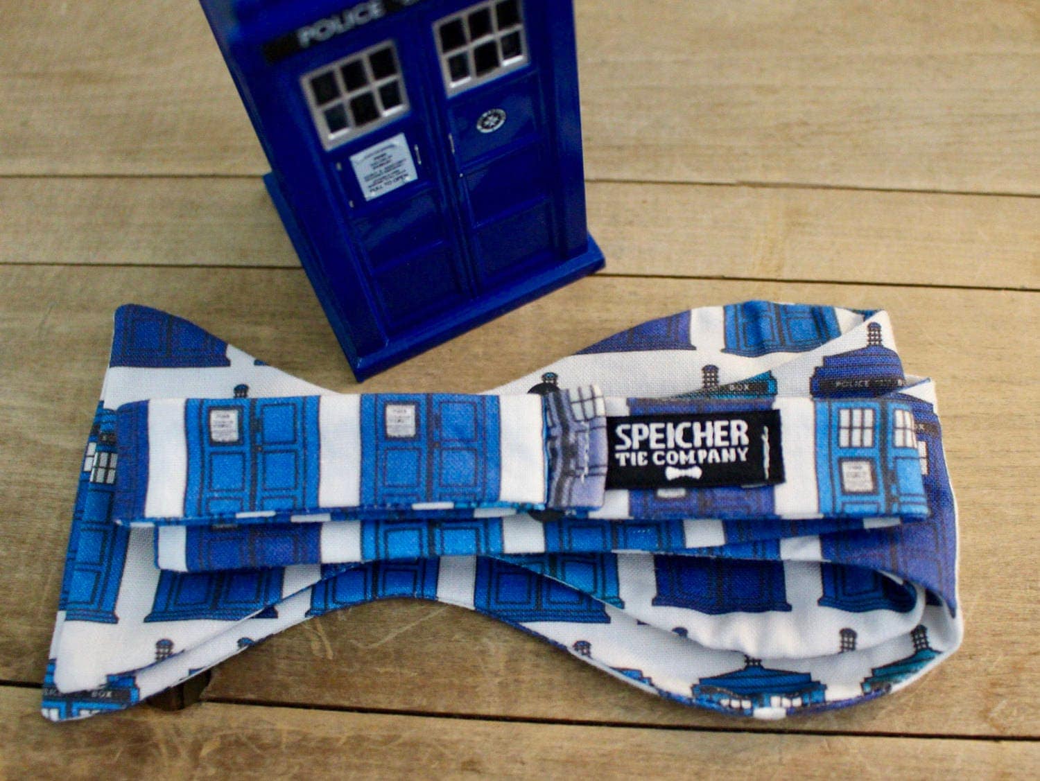 dr who bow tie