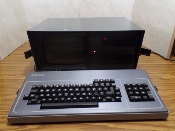 1984 Kaypro 4 Personal Portable Computer Old Computer Geek