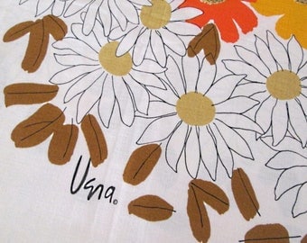 Vibrant Vera tablecloth loads of flowers and color vintage daisies mums