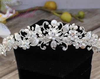 FAST Shipping!!! Swarovski Tiara with Pearls, CristalTiara, Wedding Tiara, Crown, Princess Tiara, Quinceañera, Cristal Headpiece