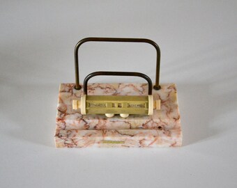 Vintage perpetual calendar / french flip calendar / Letter holder and pencil holder / pink marble
