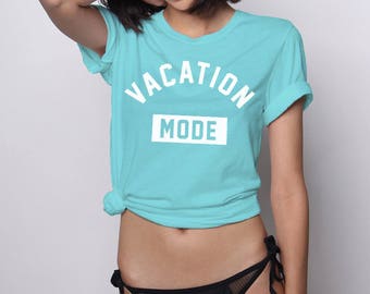 vacay graphic tee