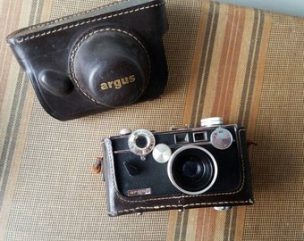 Vintage camera Argus "the brick" F/3.5 50mm w/case / Harry Potter's Colin Creevy uses this style camera in the movie. /Photography / antique