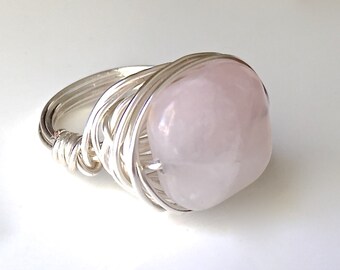 Rose Quartz Ring/Wire wrapped ring/Ring/Handmade/Jewelry/Rose quartz jewelry/stone/silver ring/Silver Wire/anti tarnish wire/Chunky