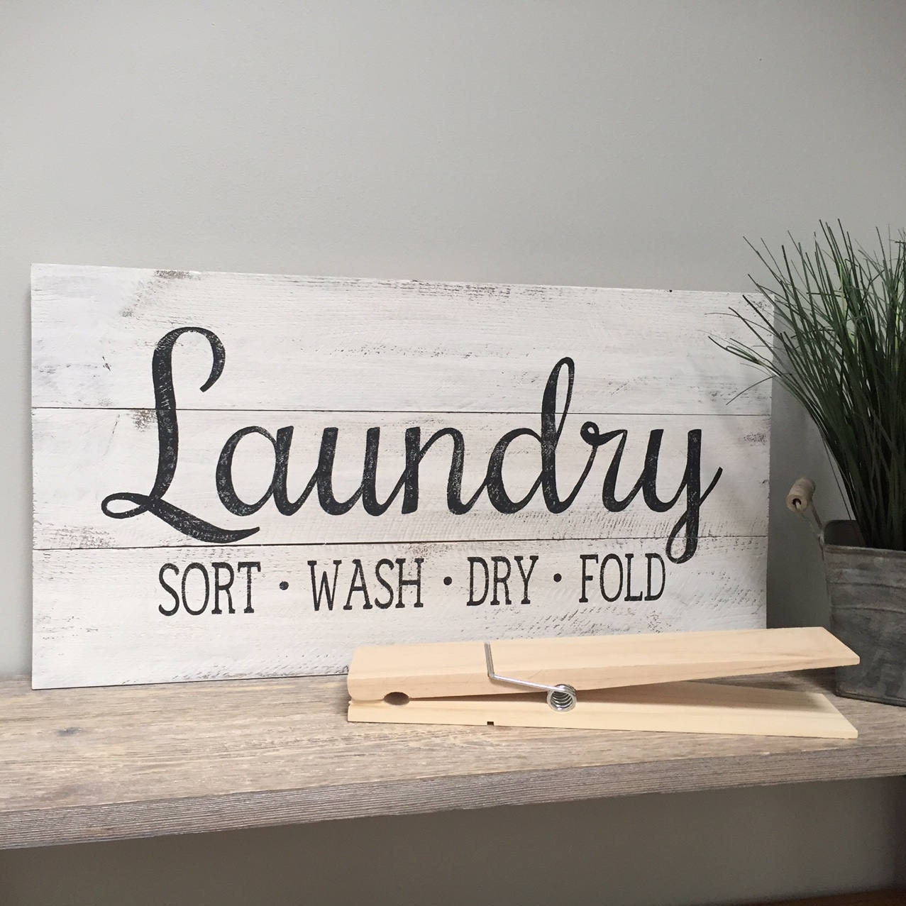 LAUNDRY Sort Wash Dry Fold sign wood pallet hand painted