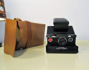 Vintage Polaroid Camera Alpha1 model2 Polaroid SX-70 Land Folding Instant Camera with Original Polaroid Leather Case 70s