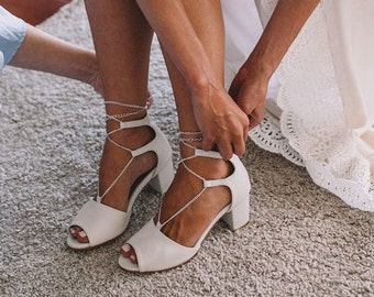 Low heel Ivory Wedding shoes, Ivory Leather, Designer bridal shoe, Wedding shoes, Beach wedding, Silver, Style: Greatest Kiss (PRE-ORDER)