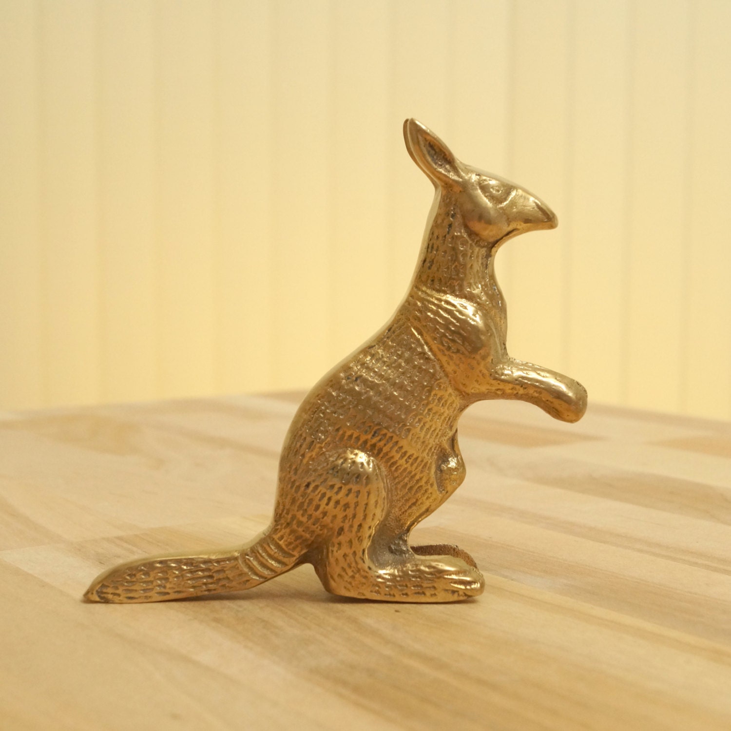 Kangaroo sculpture / statue / figurine Solid brass vintage