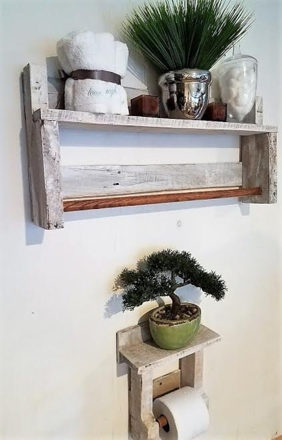 Reclaimed Wood Towel RackPallet