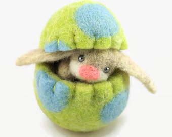 Felt Easter Bunny in an Easter Egg - Easter Decoration - Easter Gift - Easter Egg Ornament