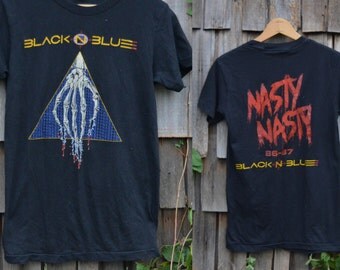 Band tee / Band t shirt / Rock shirt / Black tee / Rock shirt / Vintage 1980s / Black n Blue / Metal rock / Hipster tee / Band tees