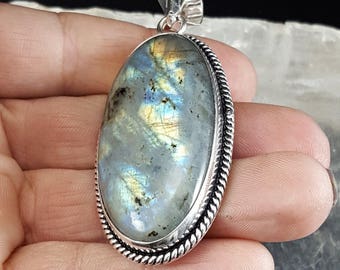 Labradorite Pendant