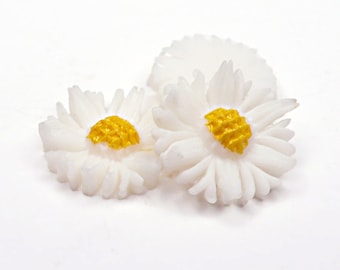 Vintage Daisy Flower Cabochon, aceteloid, 1960s, Japan - 12 mm - 24 pcs - C66-4