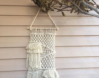 Ready to ship macrame wall hanging, handwoven tapestry, tissage mural, handmade wall tapestry, rustic home decoration, macrame wall art idea