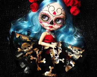 Custom Blythe Dolls For Sale by Manuelita Catrina Blythe and Diorama OOAK For Adoption