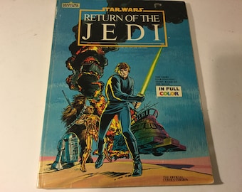 VIntage Star Wars Book Full Size - The Return of the Jedi official Marvel Comic Stan lee version full color 1983