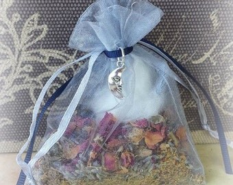 Peaceful Sleep Mojo Bag, Sleep Amulet Bag, Relaxation Spells, Herbal Bag, Gris Gris Bag, Sachet Bag, Witchcraft Supplies, Wicca Charm Bag