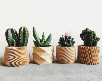 Set of 4 Pots / Planters Design Hygge printed in Wood perfect for succulents or cacti !