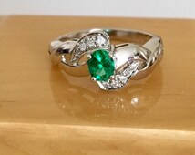 Unique vintage emerald ring related items | Etsy