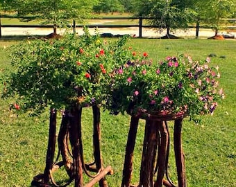 ONE Handcrafted Willow Plant Stand willow inlaid top