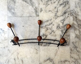 French Vintage Coat Hanger Rack Hooks With 6 Wooden Balls / Porte Manteau Patères Crochet Vintage avec 6 Boules en Bois