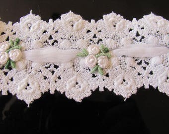 2 Yards White Cotton Lace Trim... pretty applique and nylon running through