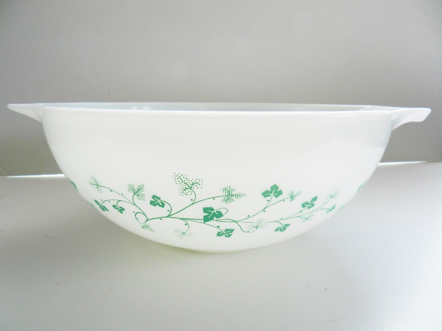 Pyrex Promotional Bowl Chip and Dip Bowl 1964 Pyrex
