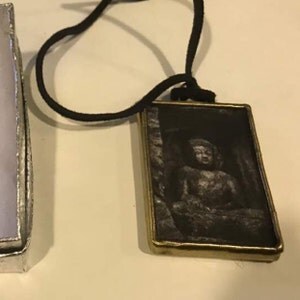 Buyer photo Elena Khong, who reviewed this item with the Etsy app for iPhone.