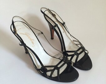 casual shoes with 1 inch heel