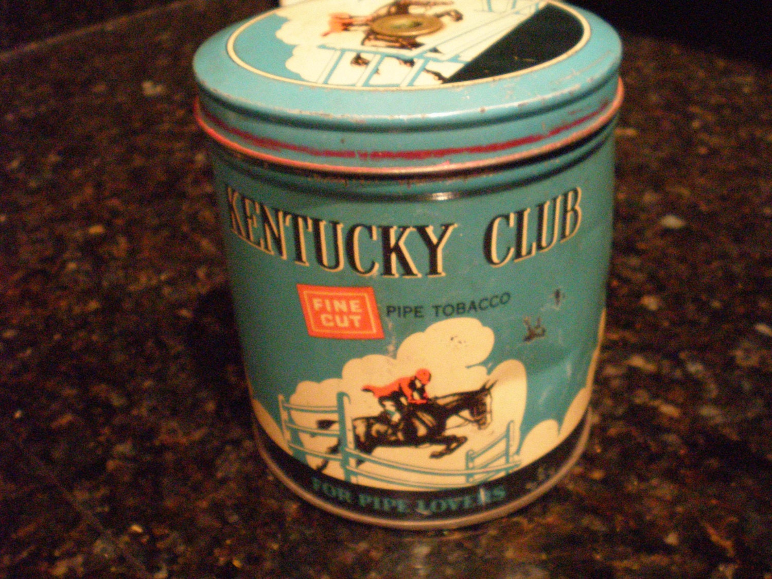 Vintage Mid Century Advertisement Tin Kentucky Club Pipe