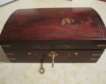 Wood Inlay Inlaid Box With Key Locking Jewelry Presentation Trinket Stash Container Vintage Hand Made Gold Color Inlay