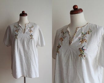 Vintage Peasant Blouse - 1970's Embroidered Blouse - Tunic - Size L