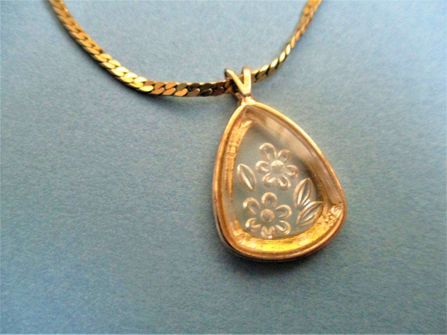 Coro pendant Clearance