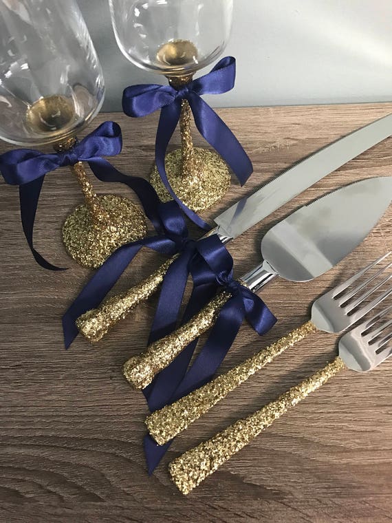  Glitter  Wedding  Cake  Server set  Toasting Glasses and Cake 