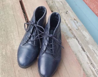 Vintage 80s Navy Leather Ankle Boots Lace Up Women Size 6
