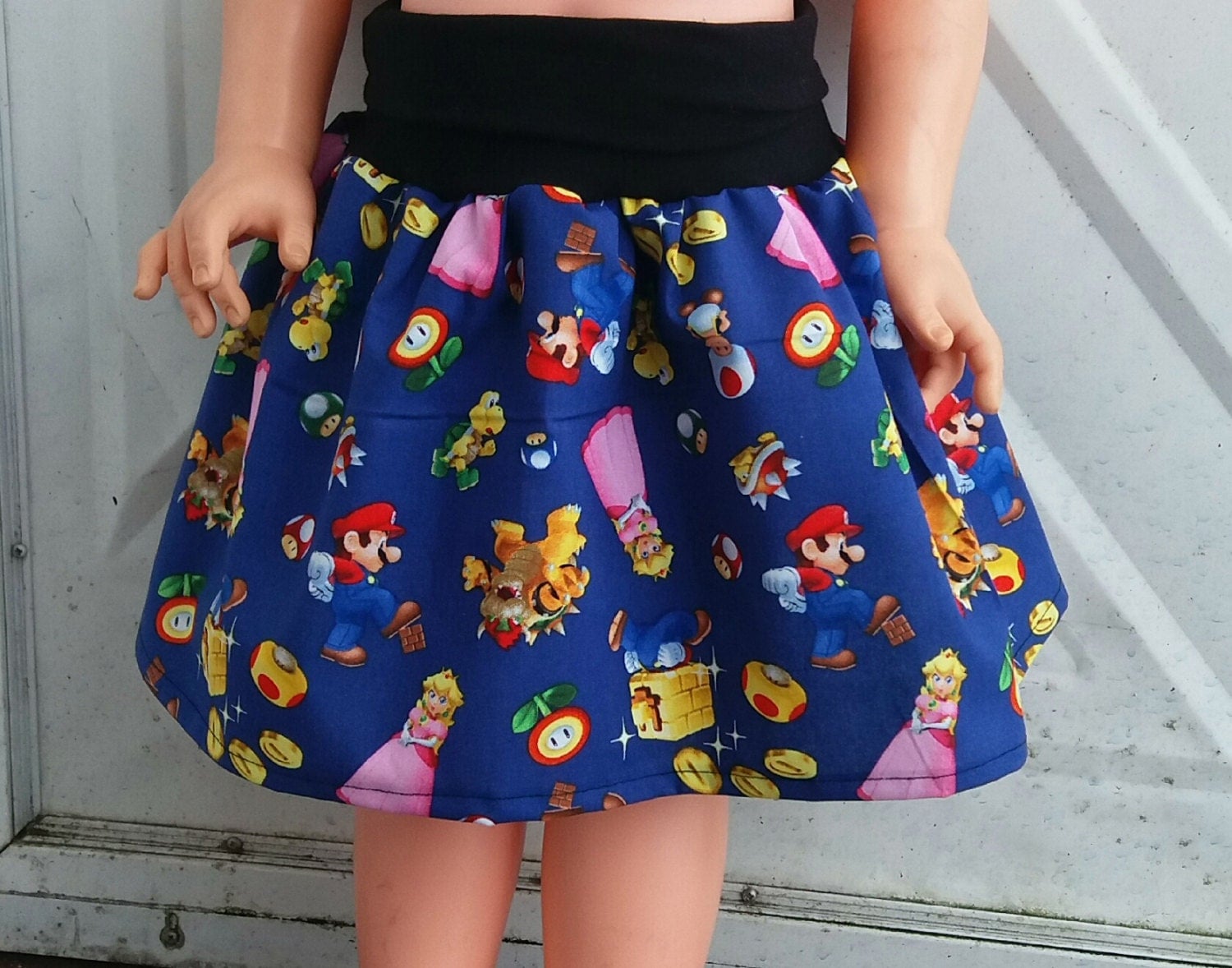 Super Mario Bros. TuTu Skirt KIDS size Princess Peach new