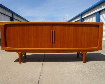 Mid Century Teak Credenza by Johannes Andersen by CFC Silkeborg Mobelfabric