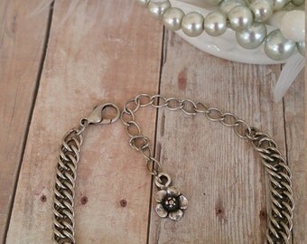 Swarovski sand opal link crystal chain bracelet - antique silver link bracelet and 8mm crystal settings - stunning!