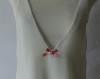 Cream Chiffon nightwear top in size 8-10