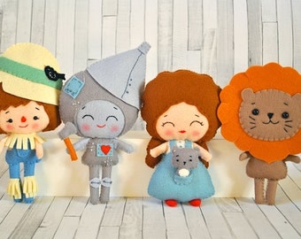 Wizard of Oz dolls Dorothy Toto Tin man Cowardly Lion Scarecrow Plush toys Fairytale nursery decor Baby shower gift 100% wool felt