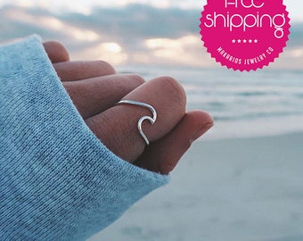 Wave ring.surfers ring.hammered wave.ocean wave ring.finger wave ring.her.beach jewelry.mermaid ring.gypsy.sea rings.beach rings (Wave Ring)