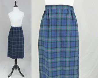 70s Pendleton Skirt - Plaid Wool - Scottish Baird Tartan - Navy Black Green - Vintage 1970s - 12 26" waist