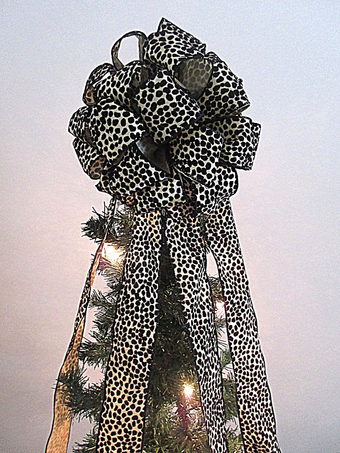 christmas-tree-topper-leopard-print-christmas-tree-bow