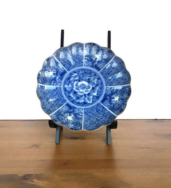 Blue and white floral plate vintage asian scalloped porcelain dish