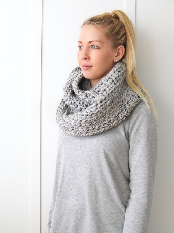 SALE Chunky Knit Infinity Scarf Marble Grey